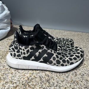 Adidas Originals Swift Run 1.0 Sneakers Leopard Print